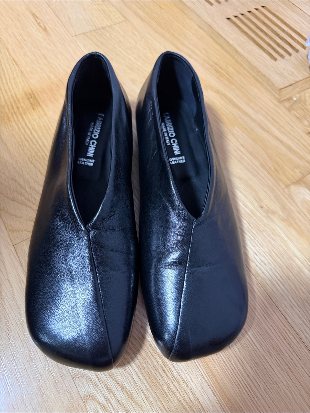 Fabrizio Chino Black Leather Slip-On Women's Flats.Made in Italy. - Picture 8 of 8